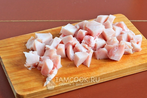 Порезать куриное филе