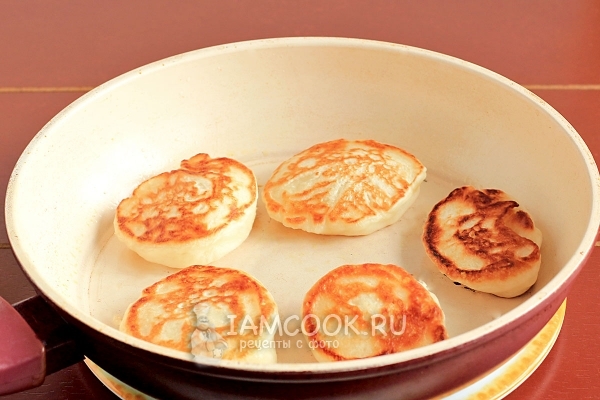 Пожарить оладьи