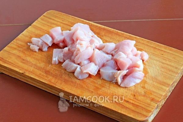 Порезать куриное филе
