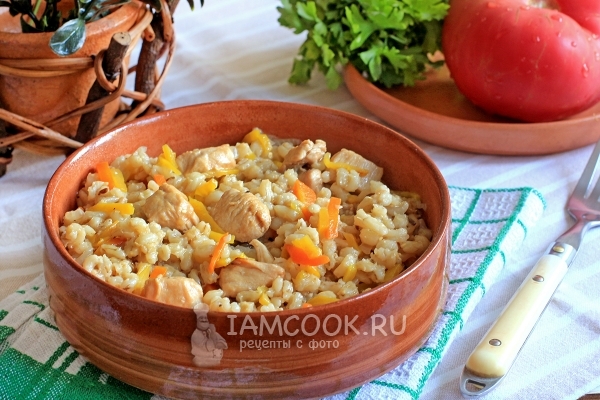 Рецепт плова из перловки с курицей в казане