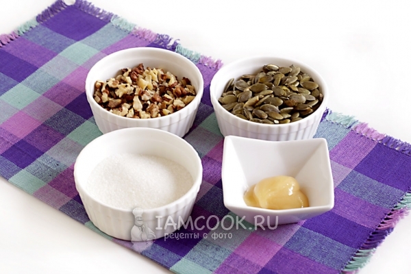 Ингредиенты для козинаков из тыквенных семечек и грецких орехов