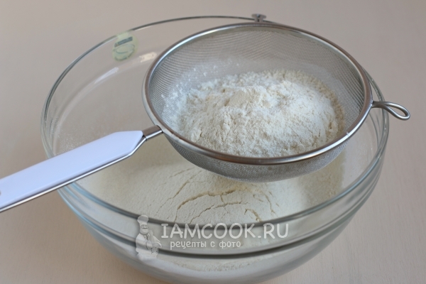 Просеять муку