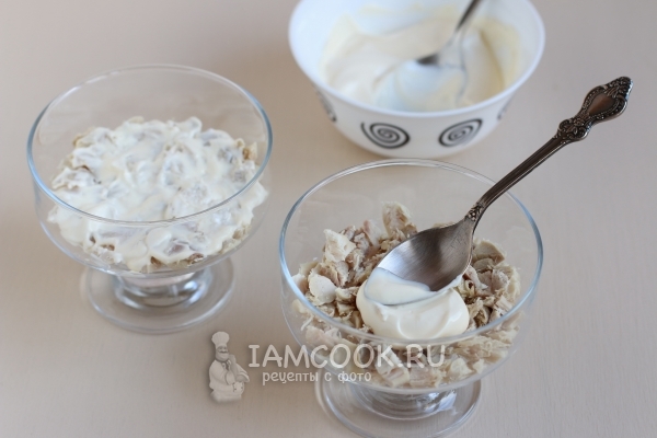 Смазать майонезом