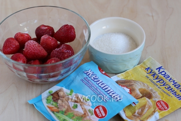 Ингредиенты для клубничного конфи для торта