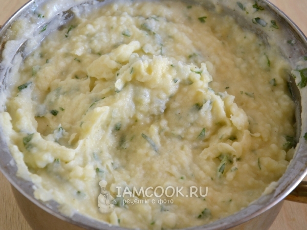 Рецепт картофельного пюре с пармезаном и петрушкой