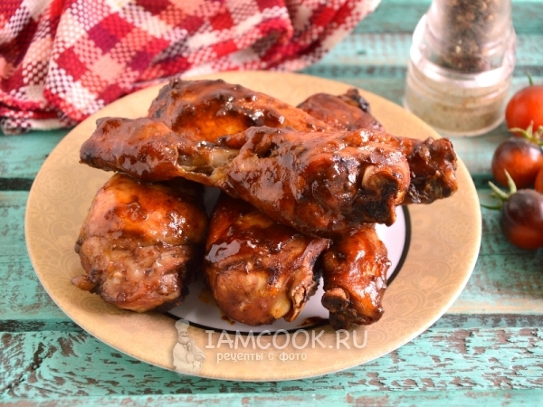 Фото курицы, запеченной в гранатовом соусе в духовке