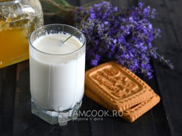 Фото лавандового молока