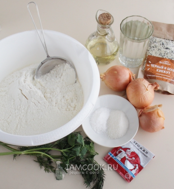 Ингредиенты для постного лукового пирога