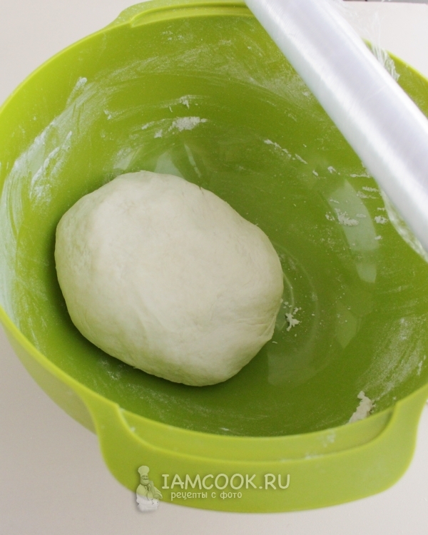 Накрыть тесто пленкой