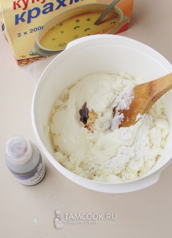 Положить сметану