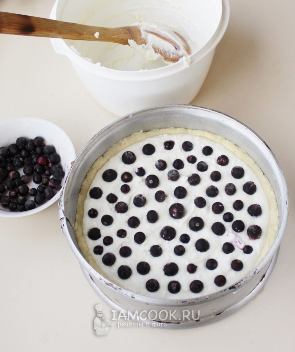 Положить смородину