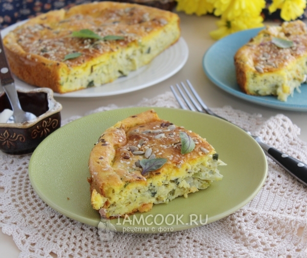 Фото заливного пирога с капустой на сметане