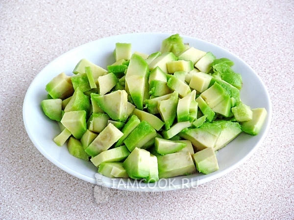 Порезать авокадо