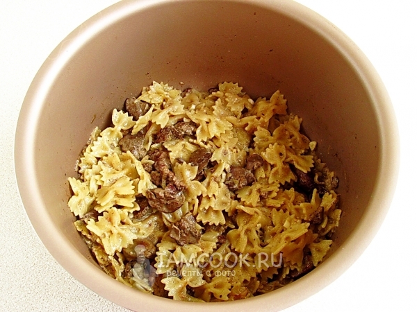 Готовая паста с куриной печенью в мультиварке