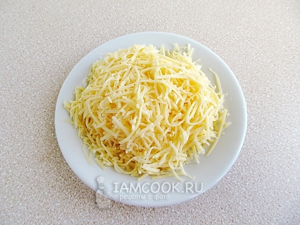 Натереть сыр на терке