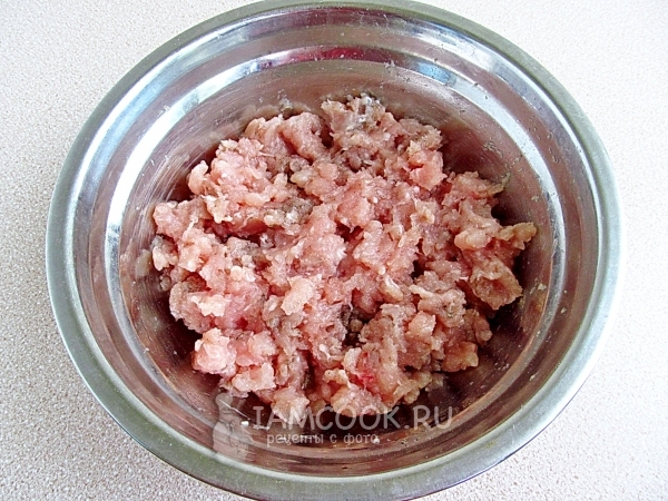 Размешать фарш