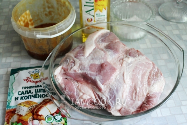 Ингредиенты для пряной свиной шейки в фольге
