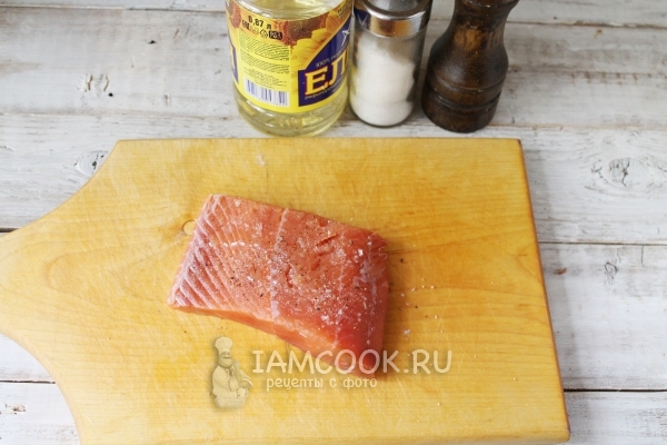 Посолить и поперчить