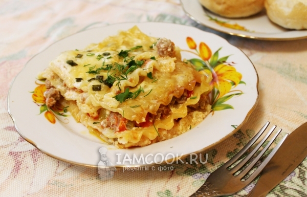 Фото лазаньи с фаршем, помидорами и сыром
