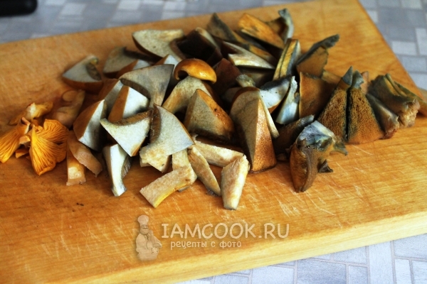 Порезать грибы