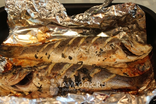 Рецепт сибаса, запеченного с каперсами