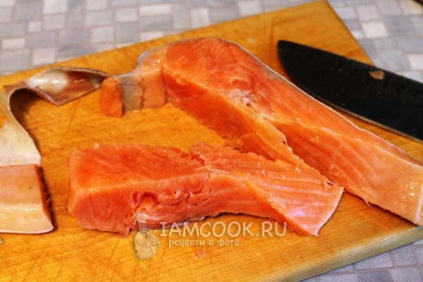 Снять с рыбы кожу