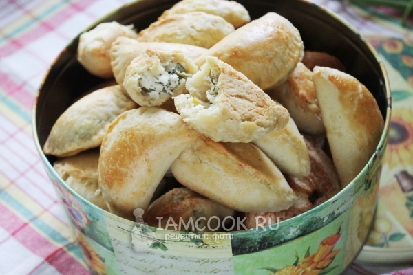 Фото пирожков с творогом и зеленью