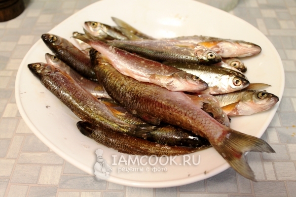 Почистить рыбу