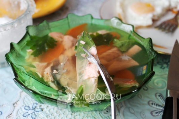 Готовое заливное из семги