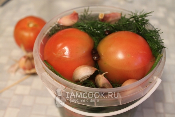 Влить рассол