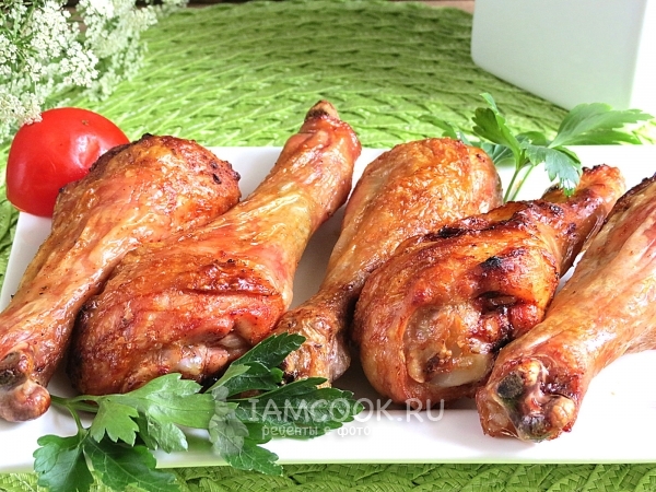 Жаренные на гриль-газе куриные голени