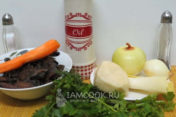 Ингредиенты для постного грибного супа из замороженных грибов