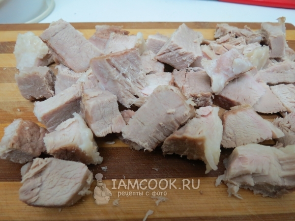 Порезать мясо