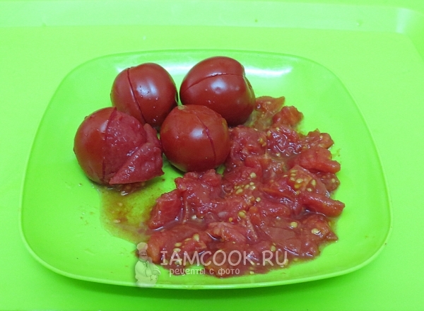 Измельчить помидоры