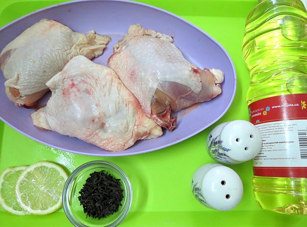 Ингредиенты для куриных бедер по-турецки