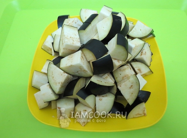 Порезать баклажаны