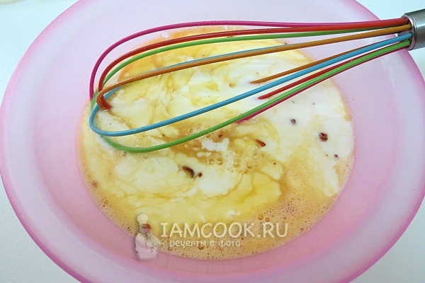 Влить молоко