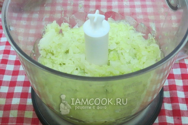 Измельчить капусту