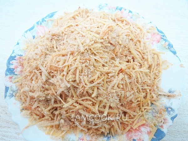 Размешать панировочную массу