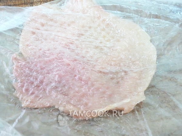 Отбить куриное филе
