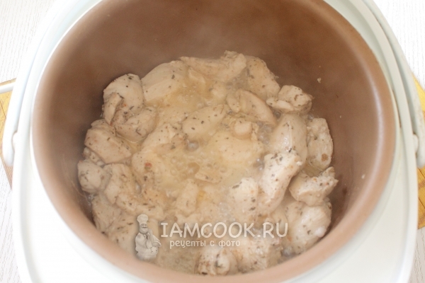 Обжарить мясо