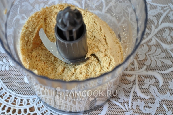 Измельчить печенье