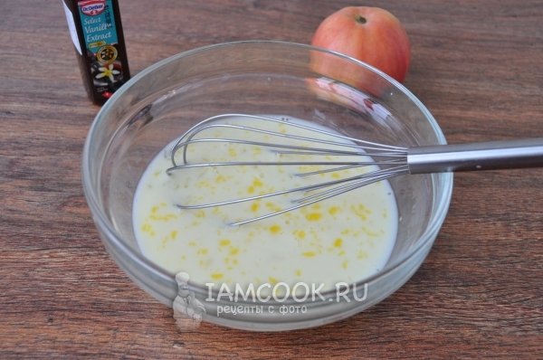 Взбить яйца с сахаром