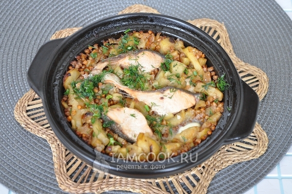 Рецепт горбуши с гречкой и баклажанами