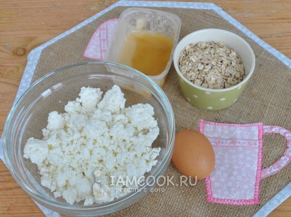 Ингредиенты для сырников на пару в мультиварке