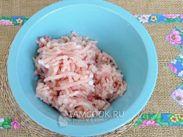 Перекрутить мясо на мясорубке