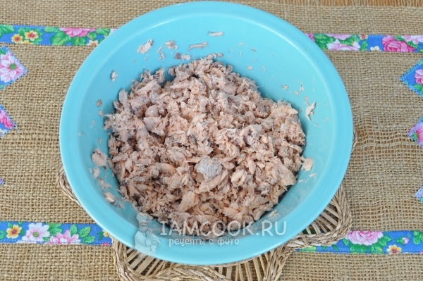 Отделить мясо от костей