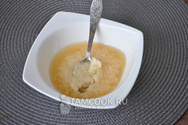 Залить желатин водой