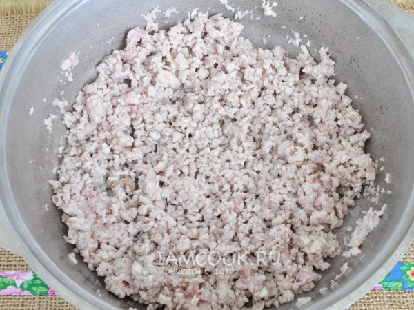 Обжарить фарш