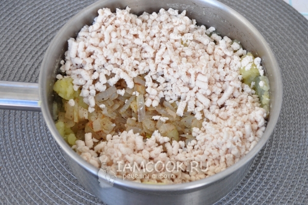 Соединить ингредиенты для начинки